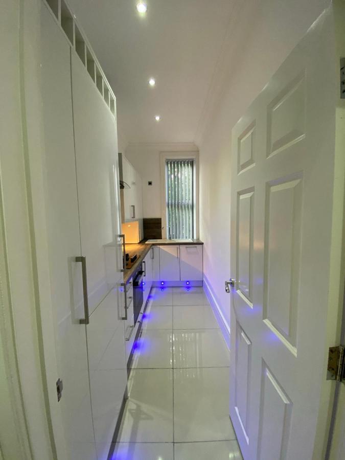 Designer Apartment Apt6 Wolverhampton Luaran gambar
