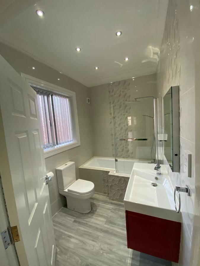 Designer Apartment Apt6 Wolverhampton Luaran gambar