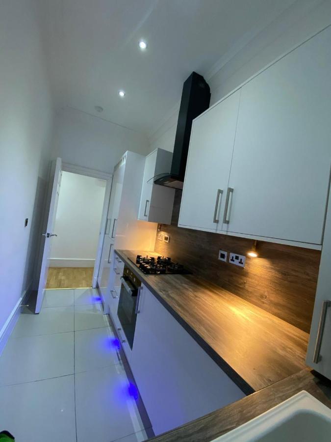Designer Apartment Apt6 Wolverhampton Luaran gambar