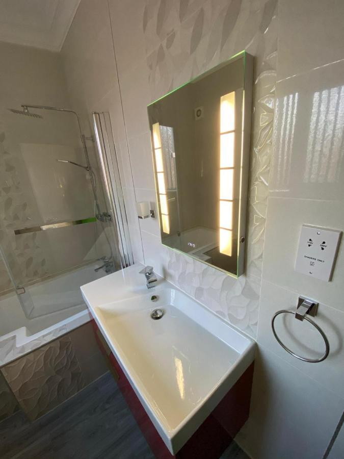 Designer Apartment Apt6 Wolverhampton Luaran gambar